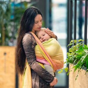 Baby Sling Quito pastel